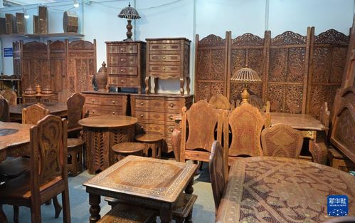 多国工艺品争奇斗艳，扮靓中俄博览会工艺美术品展区